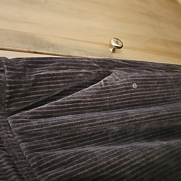 Ugg - Picture 7 of 9